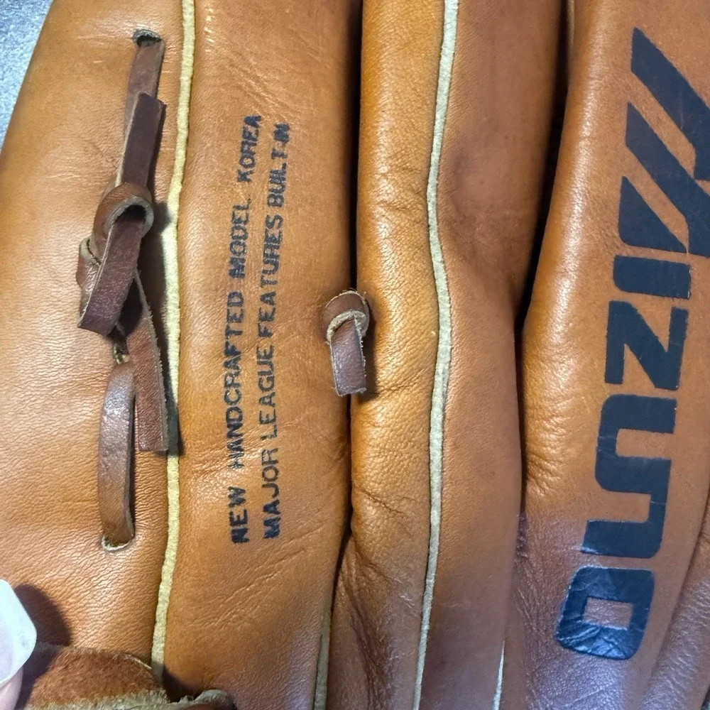 Mizuno MM5075FB Baseball Glove Professional Model Korea Lite Flex RHT